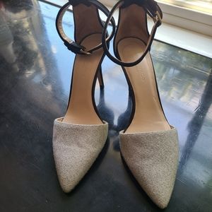 Club Monaco gray felt and black leather heels 38.5